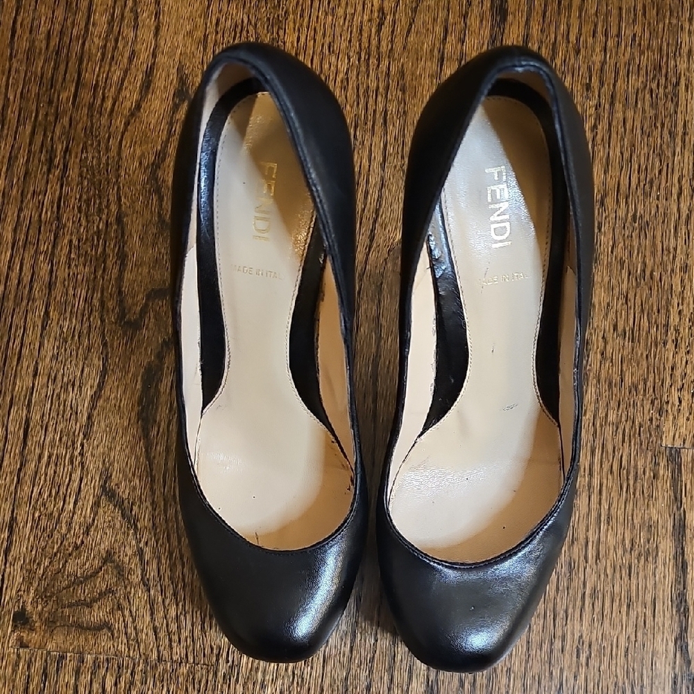 Fendi Black Platform Heels with Gold Accent - Picture 8 of 9